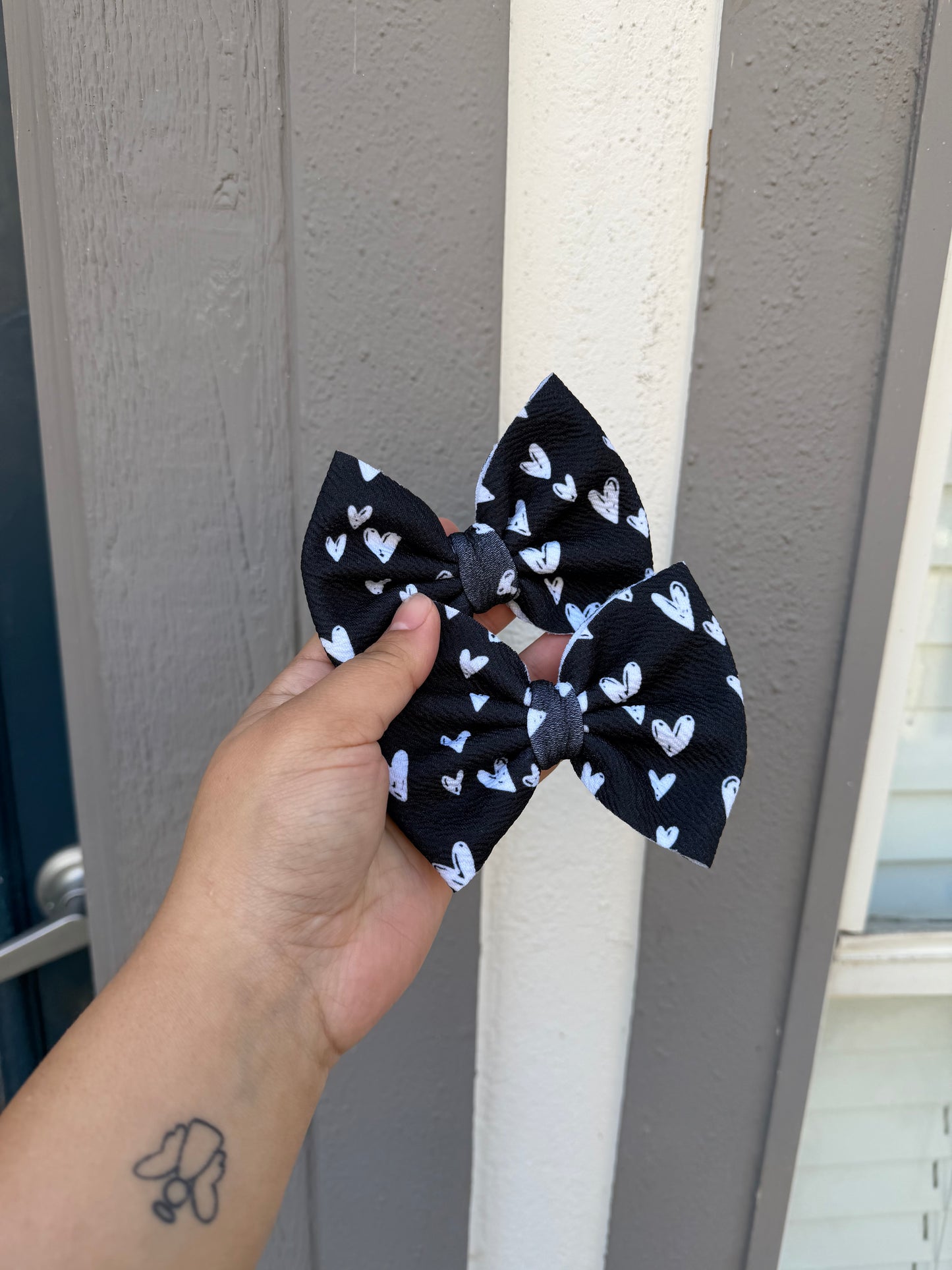 Black & White Hearts