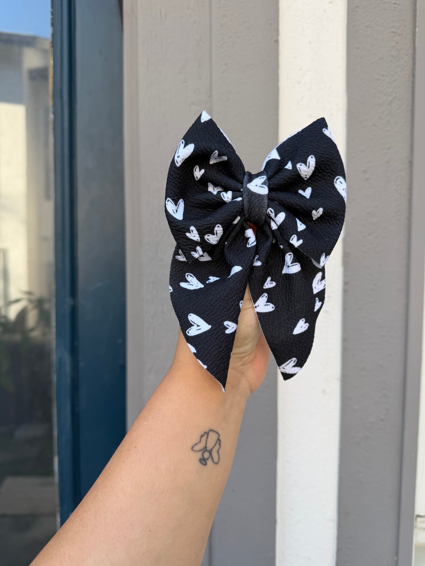 Black & White Hearts