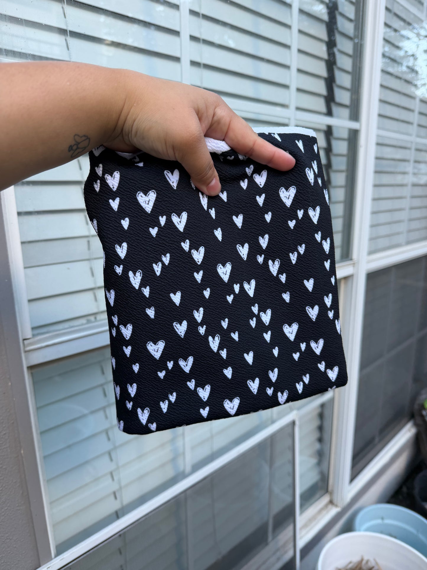 Black & White Hearts